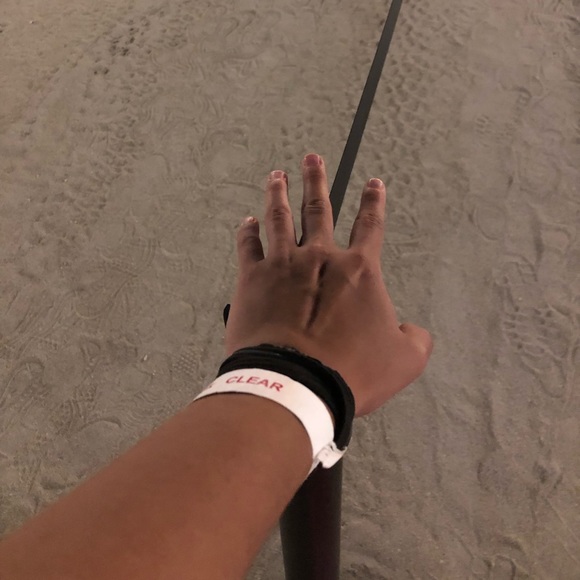 Meet your Posher, Alex - Picture 1 of 1